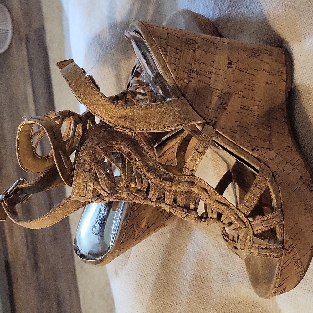 Tan Wedge Sandals By Carlos Santana🧡 - Picture 4 of 5